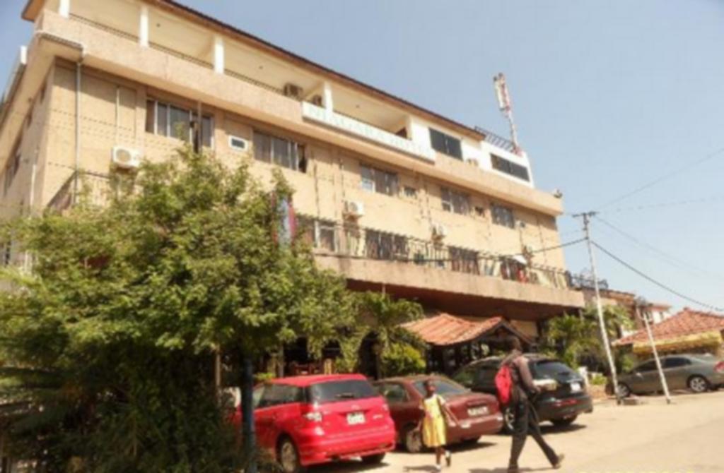 Niagara Inn Accra Exteriör bild